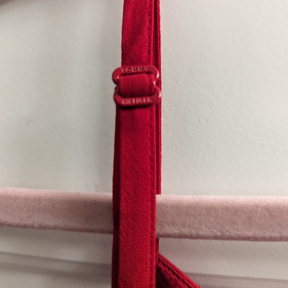 🎉3/$25🎉 Tommy Hilfiger Silk Camisole - Picture 8 of 9